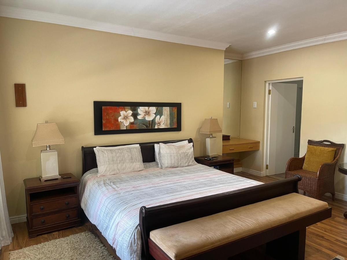 Upper Room Guesthouse Kirkwood Экстерьер фото