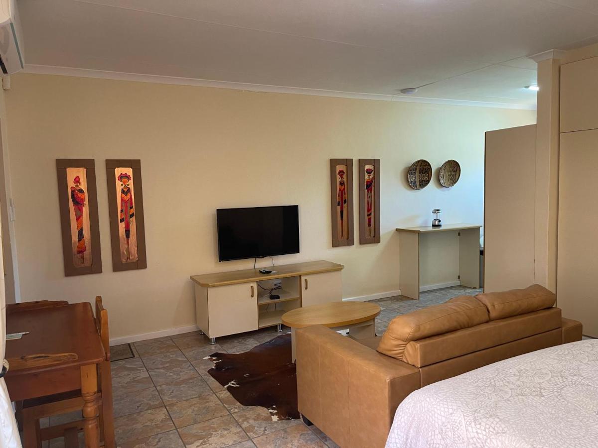 Upper Room Guesthouse Kirkwood Экстерьер фото