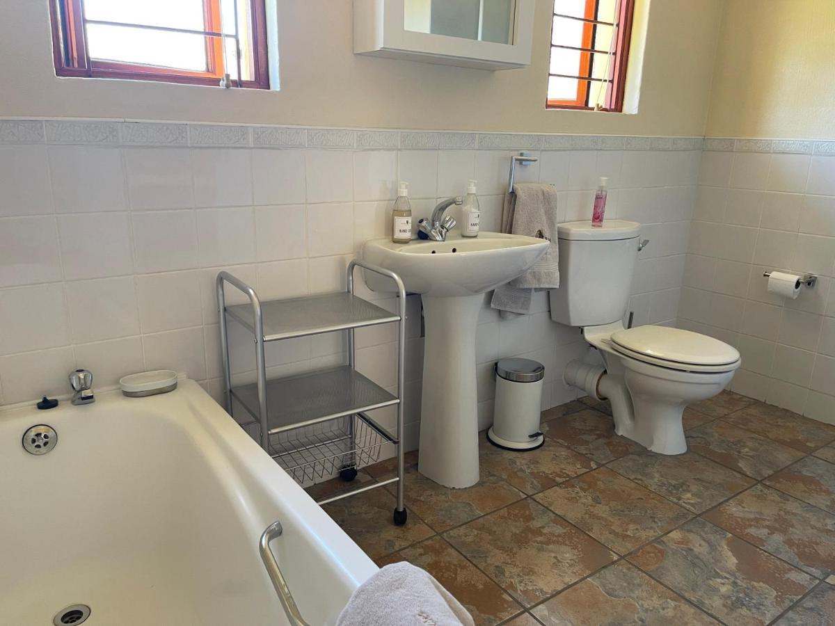 Upper Room Guesthouse Kirkwood Экстерьер фото